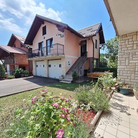 Holiday Home Lana Fužine Exteriér fotografie